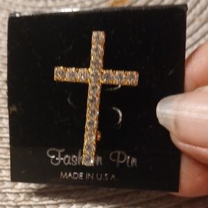 Elegant Gold and Silver Cross Brooch